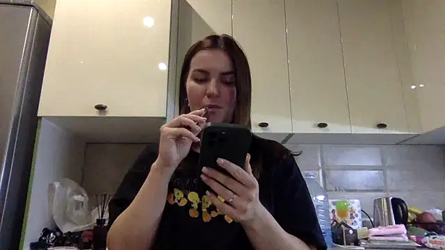 Snapshot of Karolina_llove chatting on 09.28.25 Karolina llove online show from 09.28.25