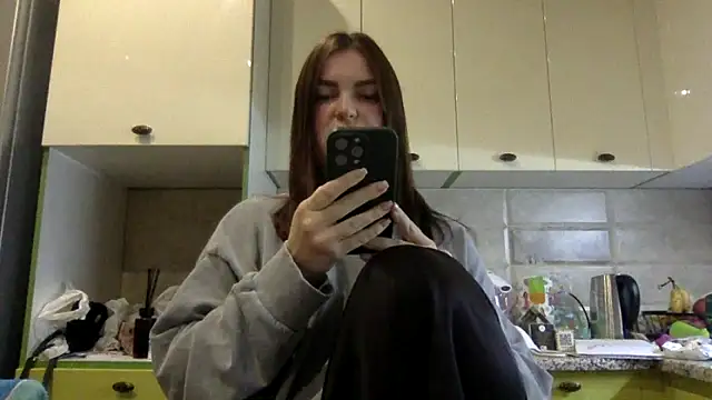 Snapshot of Karolina_llove chatting on 10.01.25 Karolina llove online show from 10.01.25
