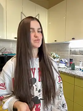 Snapshot of Karolina_llove chatting on 10.14.25 Karolina llove online show from 10.14.25