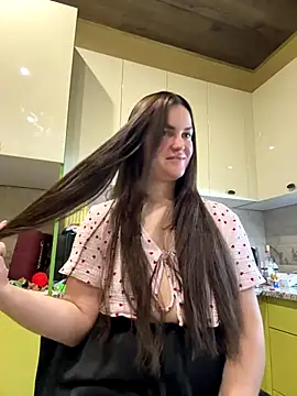 Snapshot of Karolina_llove chatting on 10.15.25 Karolina llove online show from 10.15.25