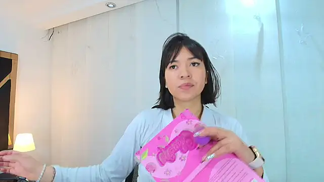 Snapshot of lina_bedoya_ chatting on 09.26.25 lina bedoya online show from 09.26.25