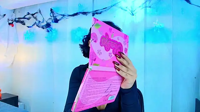 Snapshot of lina_bedoya_ chatting on 11.07.25 lina bedoya online show from 11.07.25