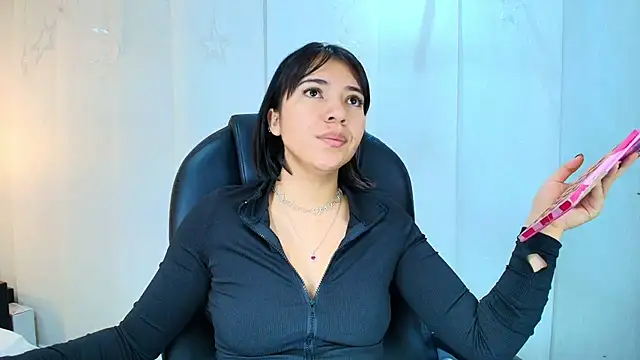 lina bedoya  online show from 11.26.25