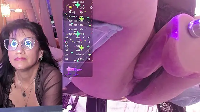 Snapshot of Ahytanna chatting on 09.26.25 Ahytanna online show from 09.26.25