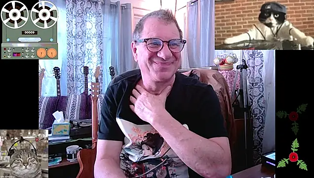 Snapshot of coryassman chatting on 10.10.25 coryassman online show from 10.10.25