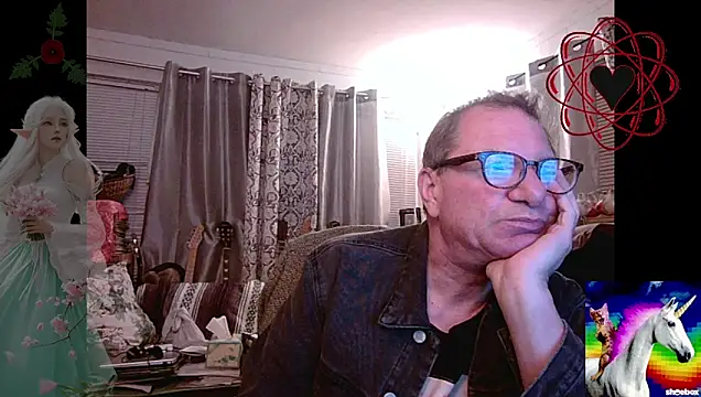 Snapshot of coryassman chatting on 10.11.25 coryassman online show from 10.11.25