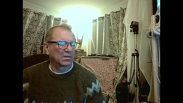Snapshot of coryassman chatting on 04.26.26 coryassman online show from 04.26.26