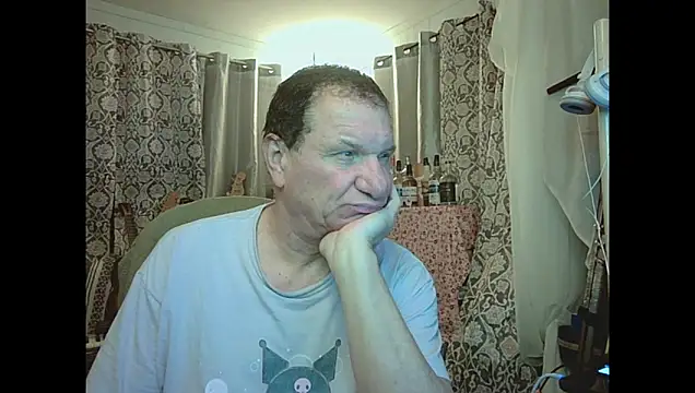 Snapshot of coryassman chatting on 06.17.26 coryassman online show from 06.17.26