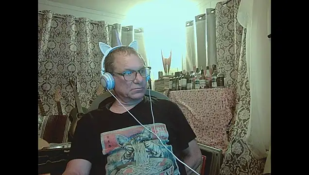 Snapshot of coryassman chatting on 06.24.26 coryassman online show from 06.24.26