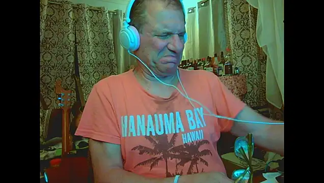 Snapshot of coryassman chatting on 07.04.26 coryassman online show from 07.04.26