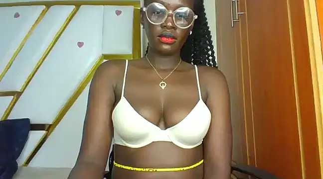 cutesmiling online show from 01.26.25