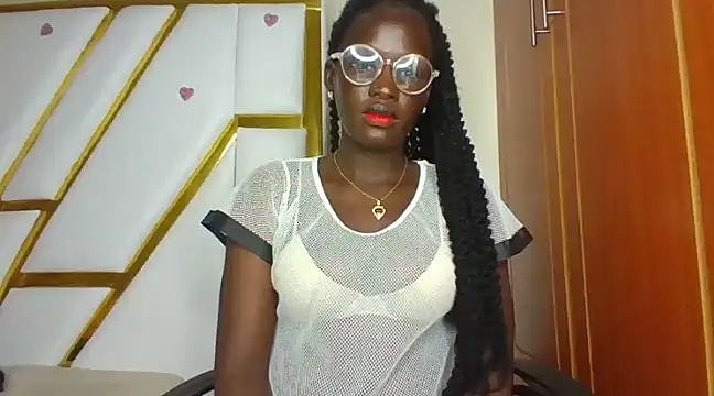 cutesmiling online show from 01.26.25