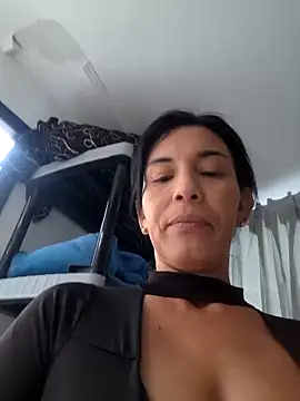 Snapshot of Angel_Perv chatting on 02.26.25 Angel Perv online show from 02.26.25