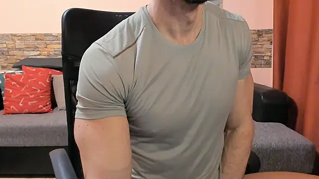 HotHunkTrainer online show from 03.23.26