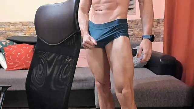 HotHunkTrainer online show from 03.27.26