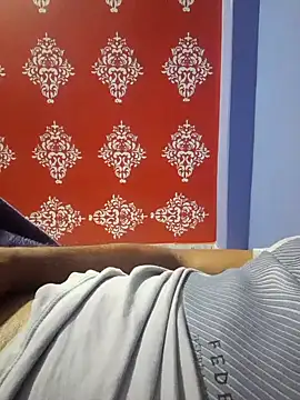 model yesx online show from 12.26.24