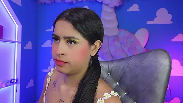 Snapshot of miss_romyna chatting on 01.19.26 miss romyna online show from 01.19.26