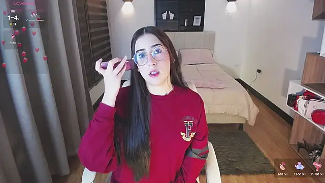 Snapshot of Imkitty-Horny chatting on 10.14.25 Imkitty-Horny online show from 10.14.25