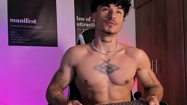 Snapshot of Thomas_Fit1 chatting on 02.21.26 Thomas Fit1 online show from 02.21.26