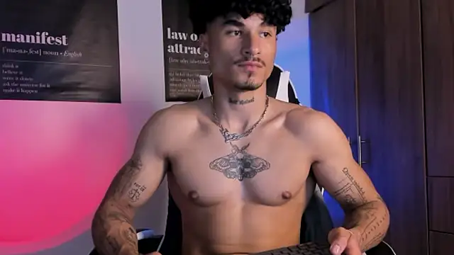 Snapshot of Thomas_Fit1 chatting on 03.02.26 Thomas Fit1 online show from 03.02.26