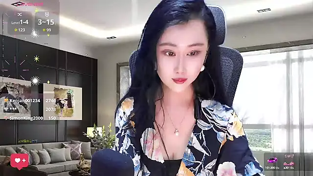 Snapshot of W-E-N-123 chatting on 03.15.25 W-E-N-123 online show from 03.15.25