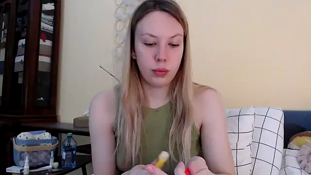 Scarlettford online show from 02.20.25