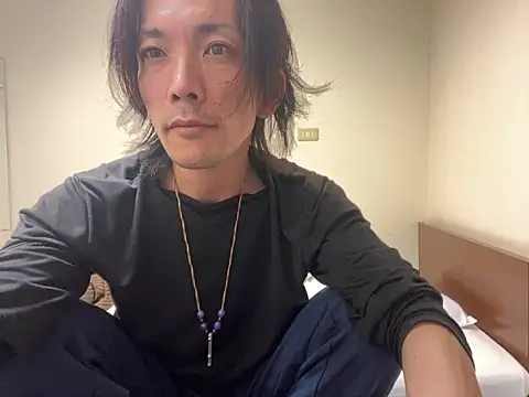 Katakuriko-Denpun online show from 11.04.25