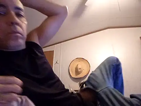 Xoc8  online show from 02.26.25