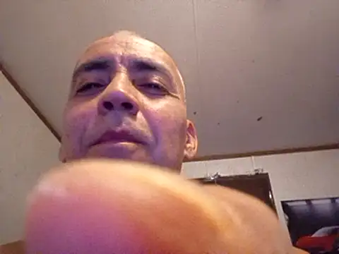 Xoc8  online show from 02.28.25