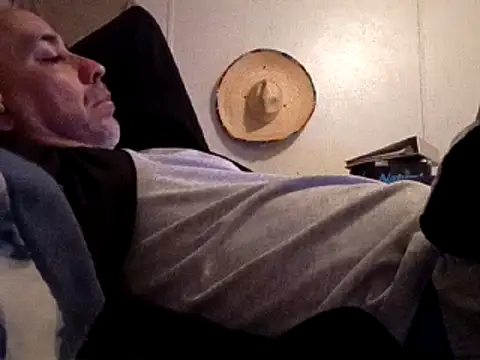 Xoc8  online show from 03.13.25