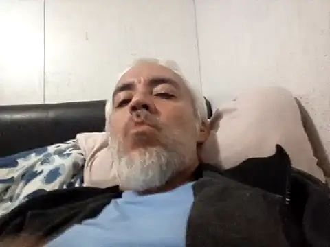 Xoc8  online show from 09.23.25