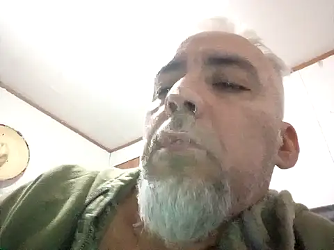 Xoc8  online show from 10.03.25