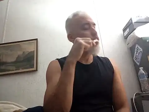 Xoc8  online show from 10.06.25