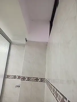 Snapshot of AnthonelaDuque chatting on 02.18.25 AnthonelaDuque online show from 02.18.25