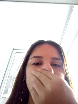 Snapshot of AnthonelaDuque chatting on 03.11.25 AnthonelaDuque online show from 03.11.25