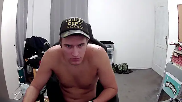 PKrisztian online show from 10.19.25