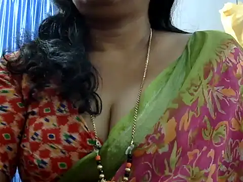 Snapshot of Vijji-telugu chatting on 12.17.24 Vijji-telugu online show from 12.17.24