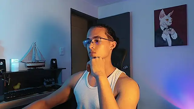 Snapshot of alejo_x3 chatting on 11.15.25 alejo x3 online show from 11.15.25