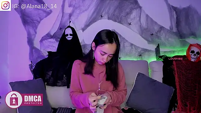 Alana Pherson online show from 10.10.25