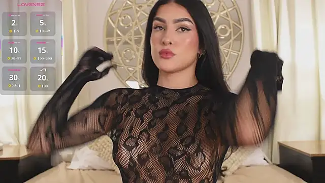 Antonellaparis  online show from 10.05.25