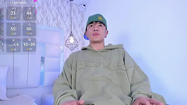 Snapshot of 1m_Joel chatting on 10.11.25 1m Joel online show from 10.11.25