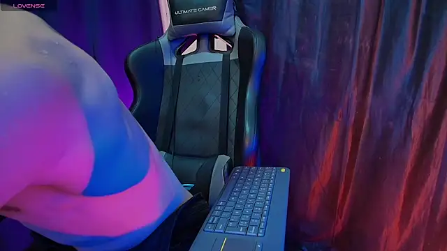 sexyboycolombi4 online show from 12.19.25