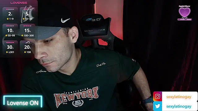 sexyboycolombi4 online show from 01.10.26