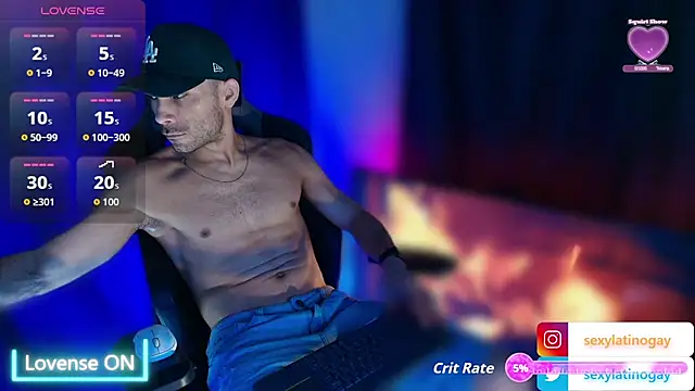 sexyboycolombi4 online show from 04.20.26