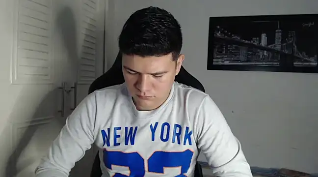 Plug Control online show from 12.10.24