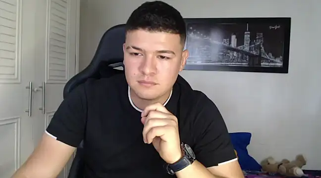 Plug Control online show from 12.30.24