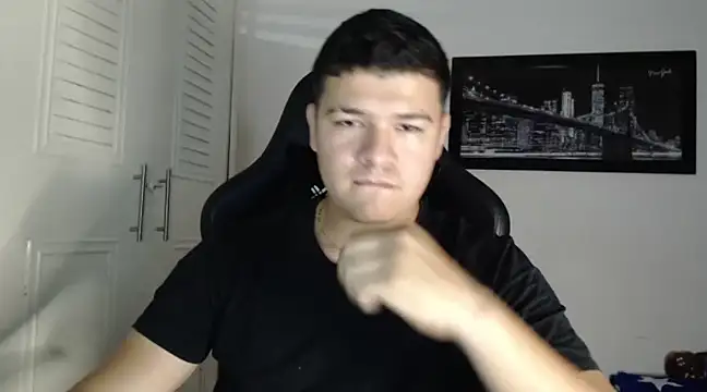 Plug Control online show from 02.13.25