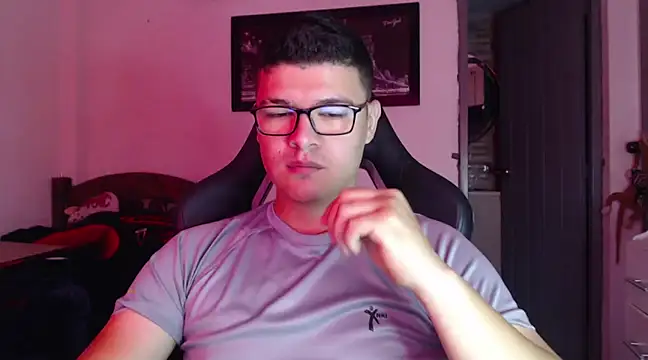 Plug Control online show from 02.19.25