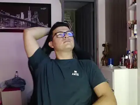 Plug Control online show from 02.25.25