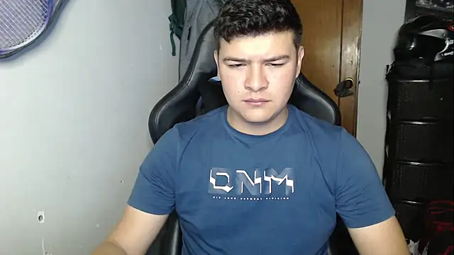 Plug Control online show from 12.05.25